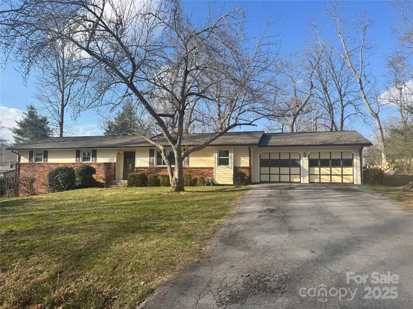 29 Westfield Rd, Fletcher, NC 28732