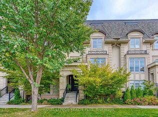 221 Hanover St, Oakville, ON L6K 0G9