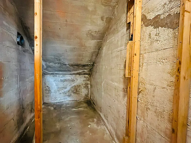 1585 E 57th Ave #BASEMENT — Photo 23