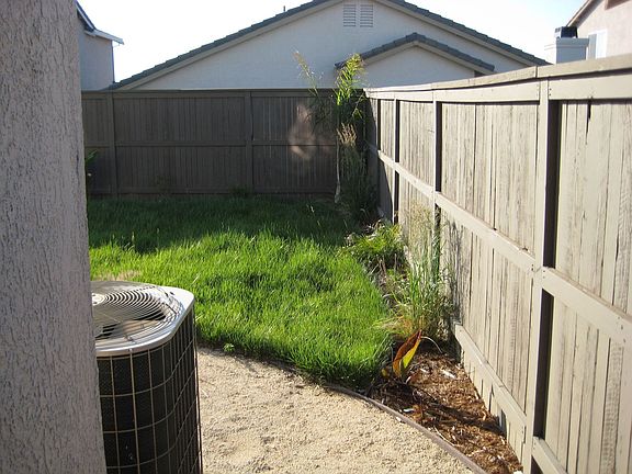 Decomposed Granite Walkway