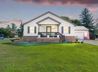 1303 S Chipman St, Owosso, MI 48867