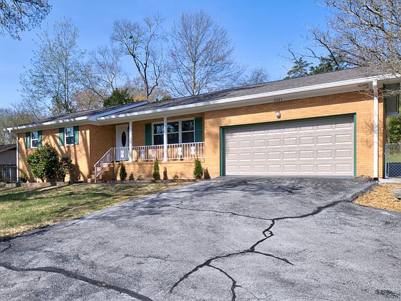 2nd image of 4323 Norcross Rd