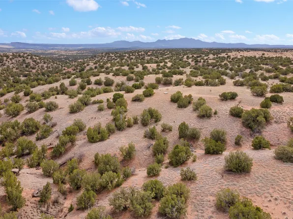 211 New Moon Overlook Lot 10, Lamy, NM 87540