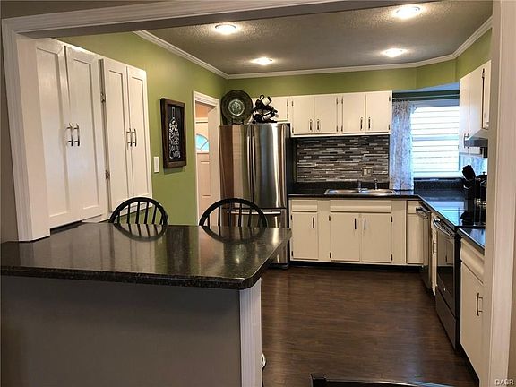 5th image of 3133 Delaney St