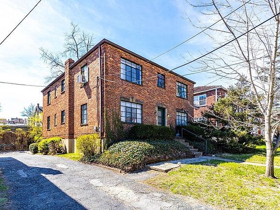 2nd image of 2529 Williams Ave