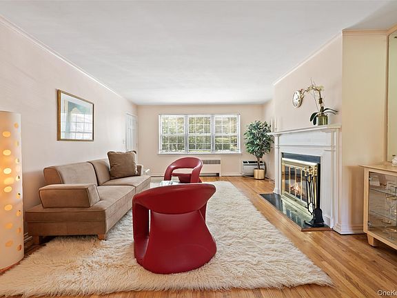 5th image of 20 Lake Avenue #20