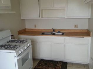 379 E 232nd St, Carson, CA 90745