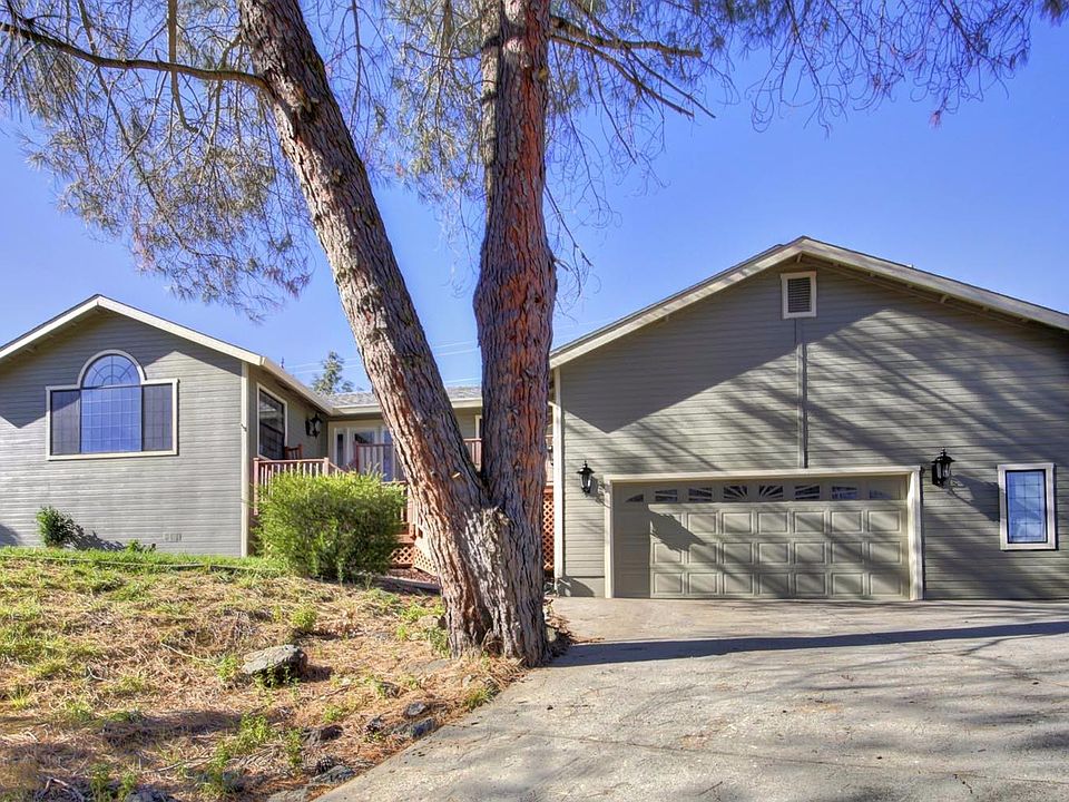 2nd image of 2527 Knollwood Dr