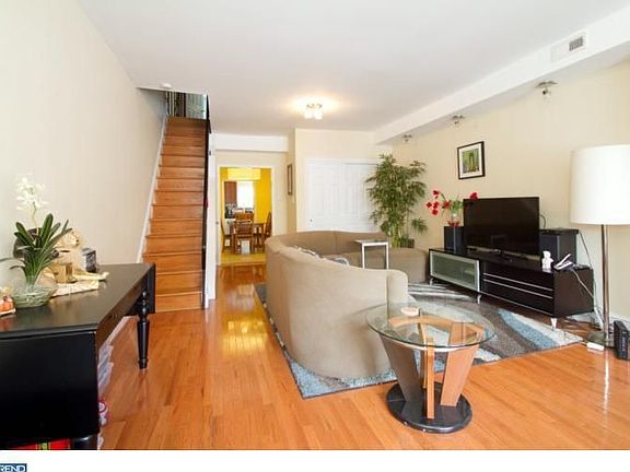 3rd image of 1016 McKean St