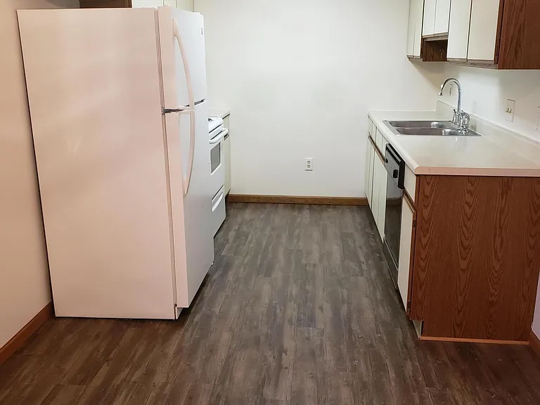 8338 Shields Dr — Photo 7