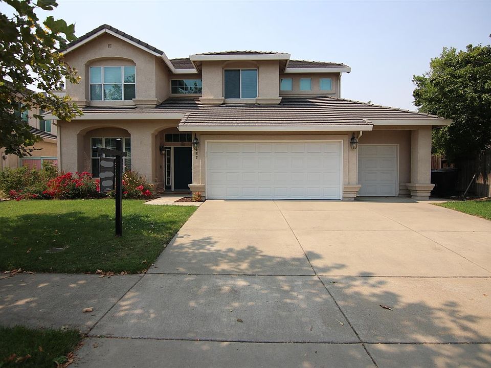 1st image of 157 Winslow Dr