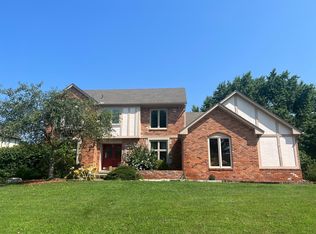 34970 Old Homestead Dr, Farmington Hills, MI