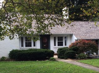 12 Eastern Blvd, York, PA 17402