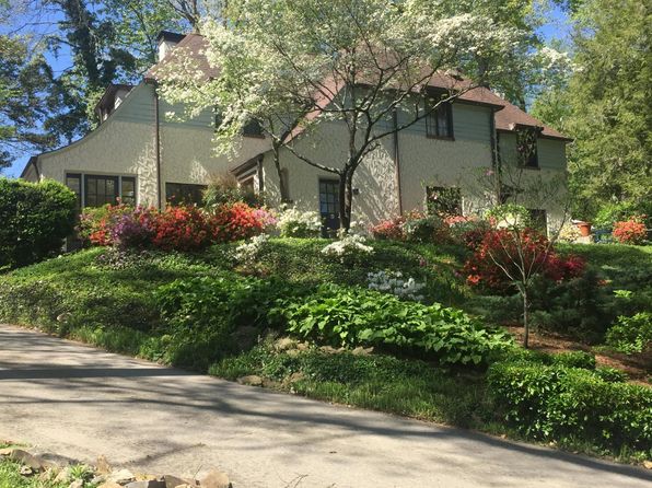 505 Forest Hills Blvd