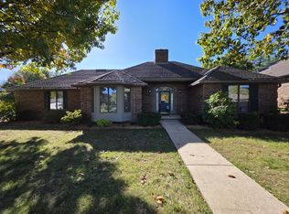 2350 E Inman St, Springfield, MO 65804