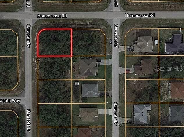 2nd image of 1460 Sarasota Dr