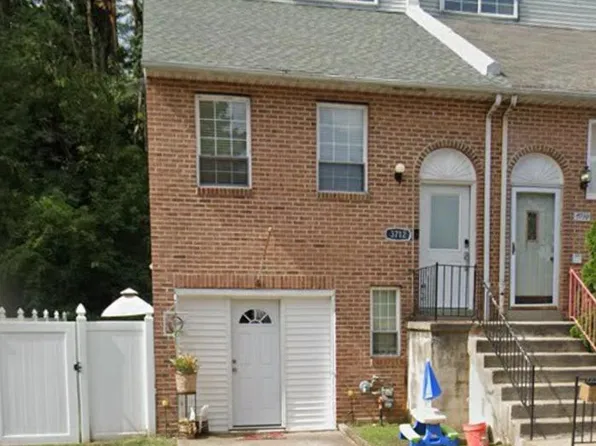 3712 Vale Ln, Philadelphia, PA 19114