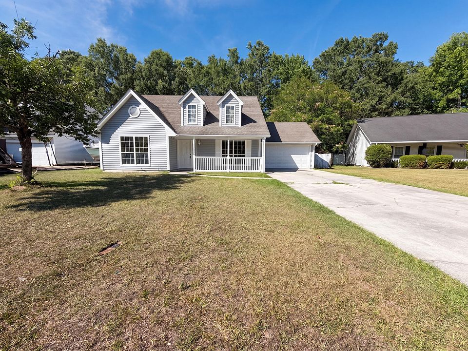 1st image of 2028 Larson Ln