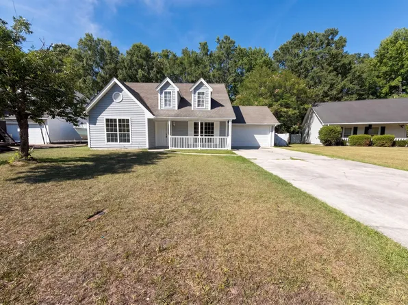 2028 Larson Ln, Goose Creek, SC 29445