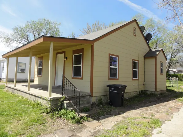 1611 S Maple Ave, Bartlesville, OK 74003