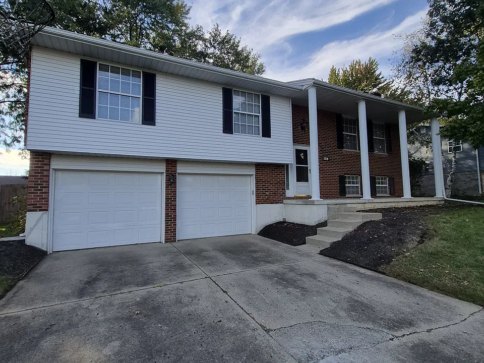 285 Bernard Dr