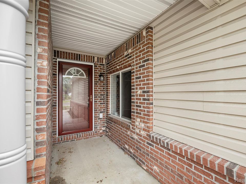 24790 Ashley Ct, photo 5