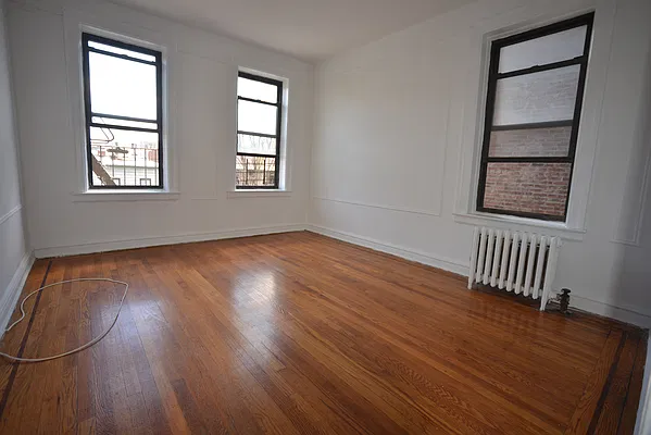 Rented by Voro, LLC | media 10