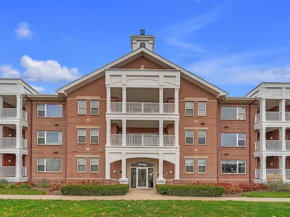 418 56th St Unit 308, Kenosha, WI 53140