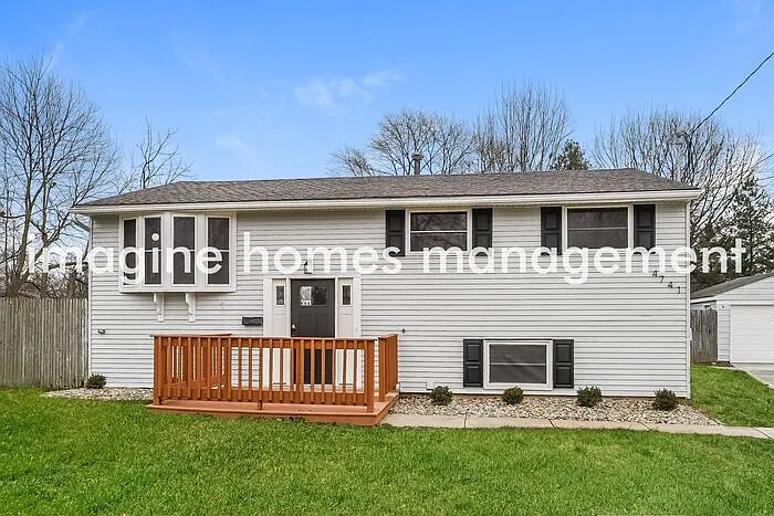 4741 James Rd — Photo 1