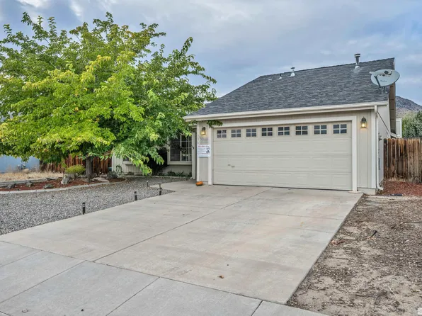 206 Corral Dr, Dayton, NV 89403