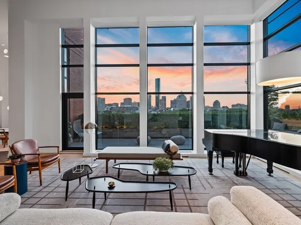 1200 Washington St #Penthouse, Boston, MA 02118