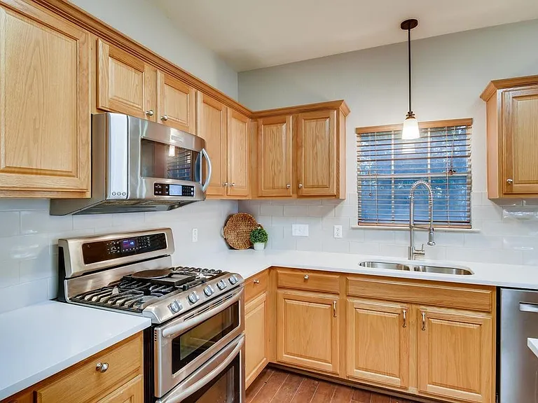 9221 Meyrick Park Trl — Photo 3