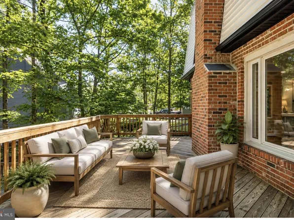 1002 Isabella Dr, Stafford, VA 22554