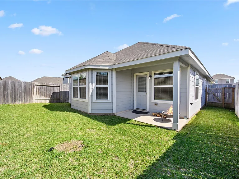 2546 Steelhead Dr — Photo 24