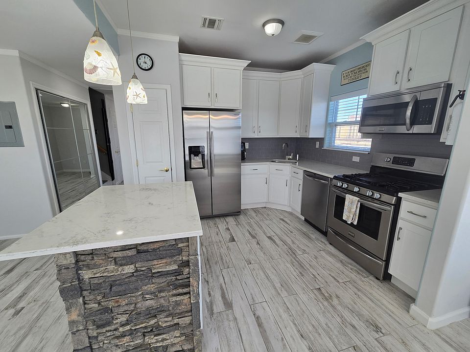 1st image of 173 Sea Grass Ln #A