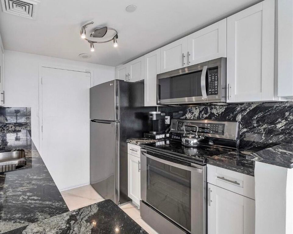 1720 Harrison Street #15a, Hollywood, FL - View 6