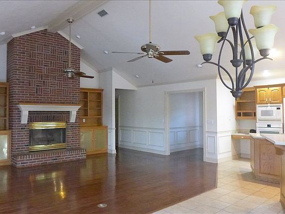 3rd image of 9289 141st Ln