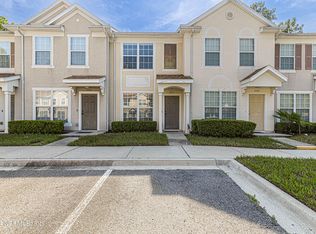 3565 Lone Tree Ln, Jacksonville, FL 32216