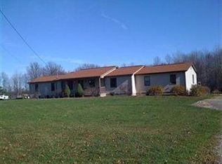 4886 Stoddard Hayes Rd, Farmdale, OH 44417