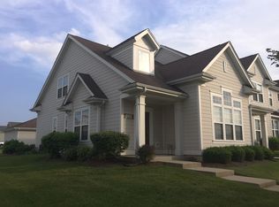 1195 Settlers Blvd, Sugar Grove, IL