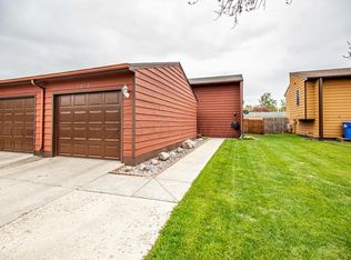 1512 27th Ave S, Fargo, ND 58103