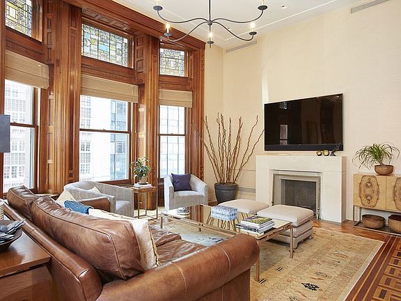 4th image of 205 W 57th St APT 3B