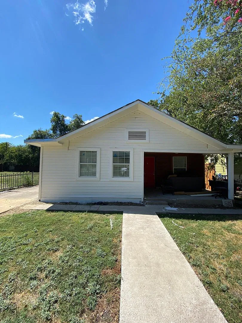 615 Parkview Ave — Photo 1