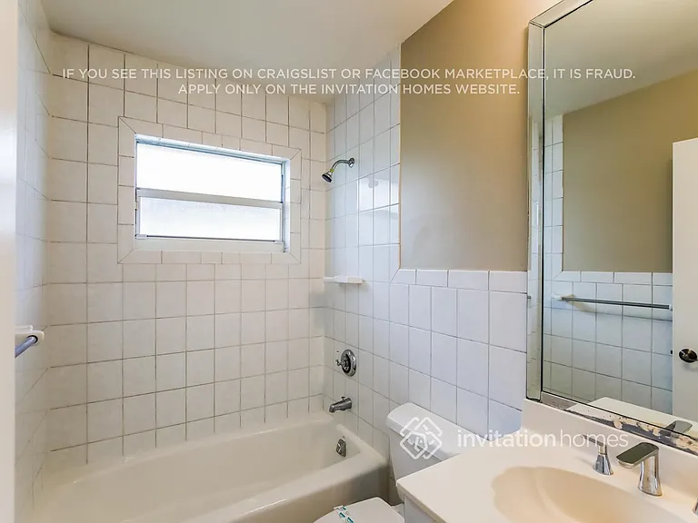 1192 NW 134th Pl — Photo 16