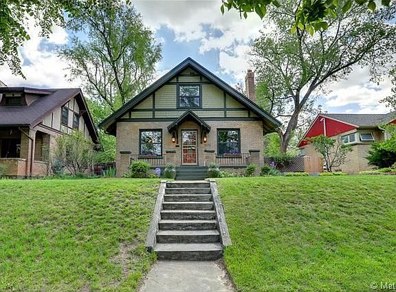 5th image of 2370 Dahlia St