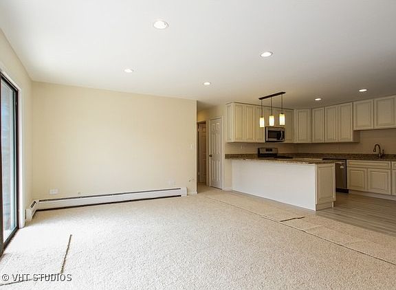 5th image of 9520 Mayfield Ave APT N302