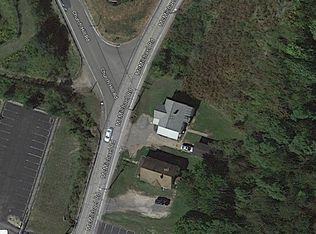 592 McMichael Rd, Pittsburgh, PA 15205