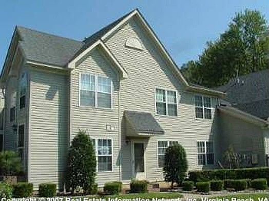 309 London Pointe Ct