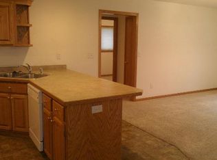 1064 Tamarack Pl, New Richmond, WI 54017