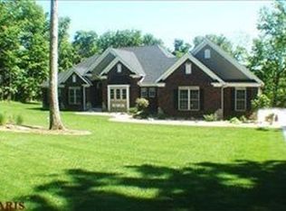 3923 Indian Ridge Ln, Defiance, MO 63341